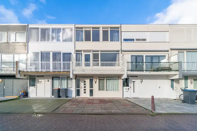 Tussenwoning Langs De Baan, Uithoorn